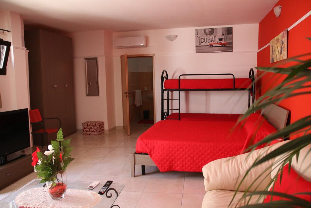 טורה סן ג'ובאני אוג'נטו B&B Ausonia מראה חיצוני תמונה